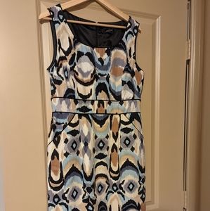 Tahari ASL Patterned dress with Pockets